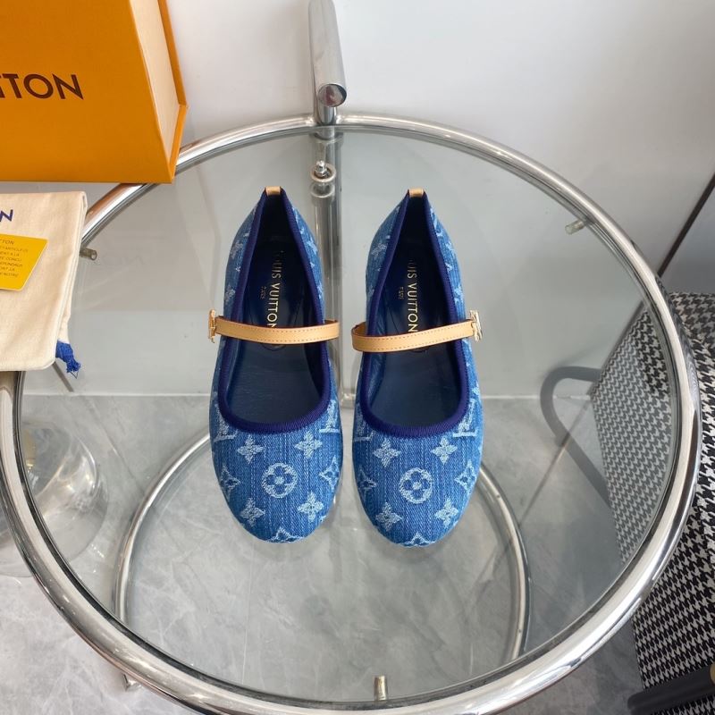 Louis Vuitton Flat Shoes